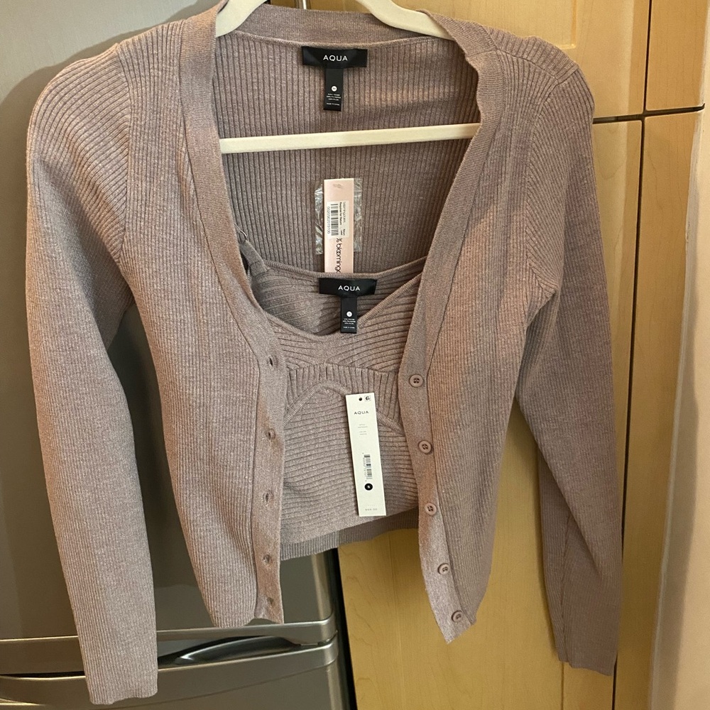 Cardigan - Picture 1 of 4